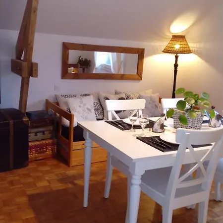 Au Duc De Sep 招待所 Sepmeries